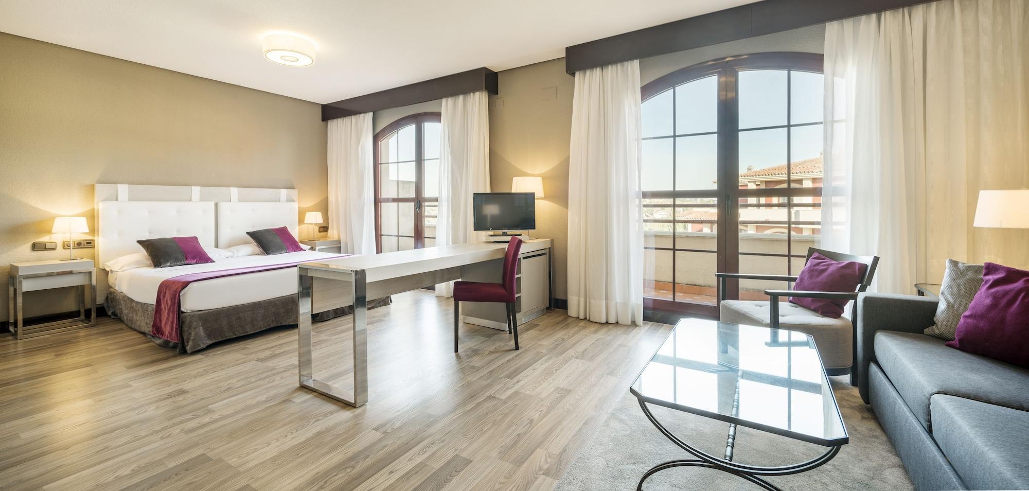 Hotel Ilunion Golf Badajoz Extérieur photo