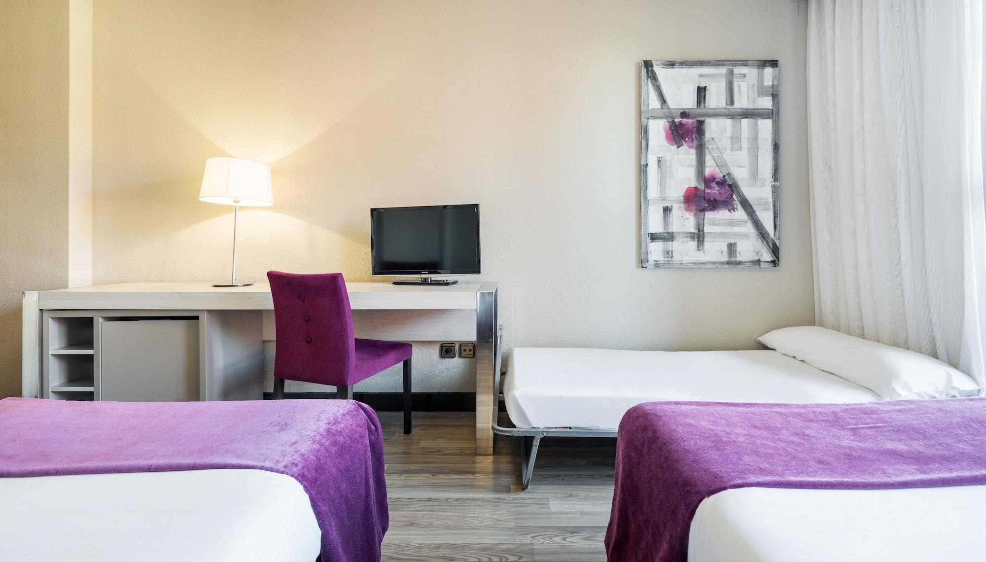 Hotel Ilunion Golf Badajoz Extérieur photo